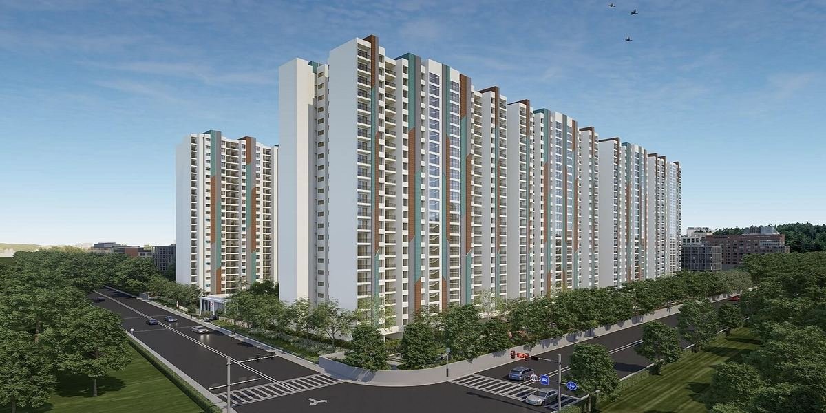 Kohinoor Boulevard Tower, Punawale — towers along a tree-lined boulevard